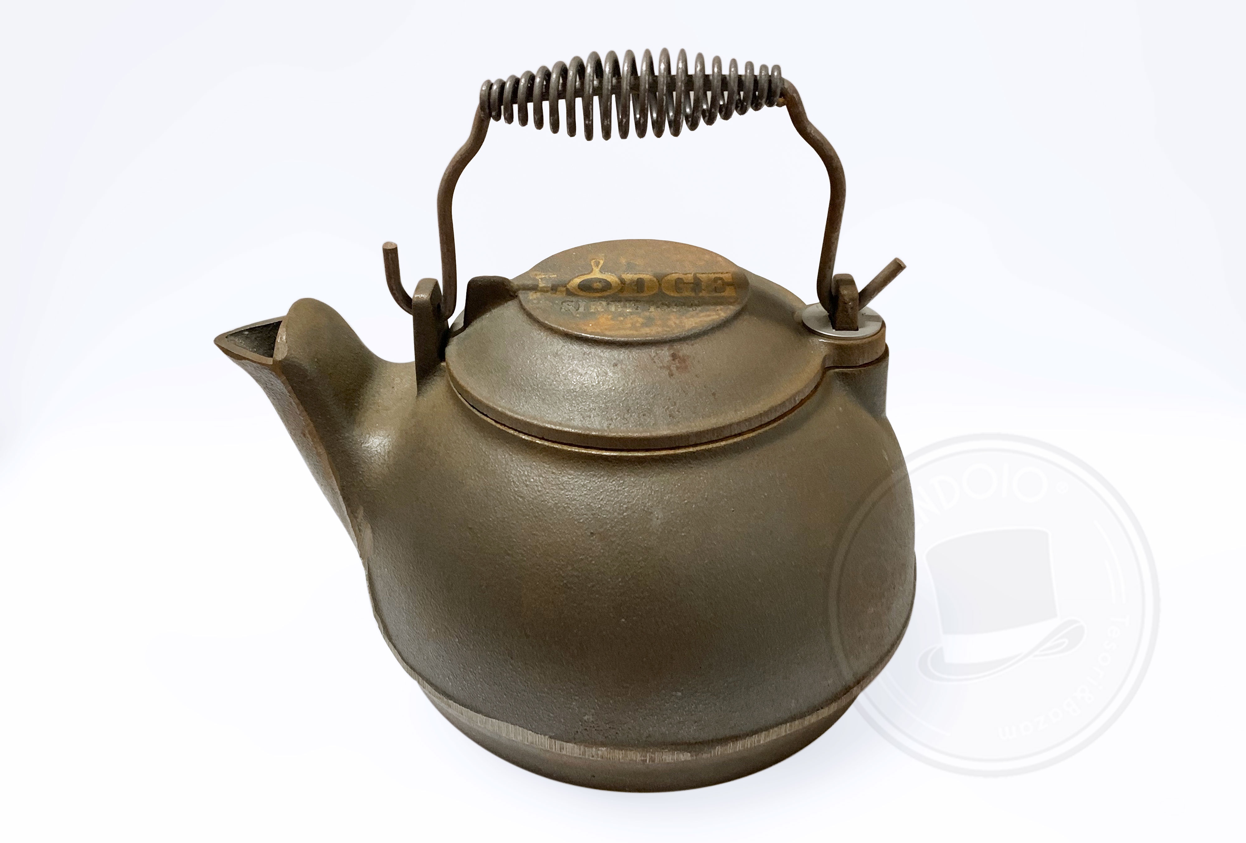 Bollitore per il tè in ghisa Lodge Cast Iron Tea Kettle - TELOVENDOIO