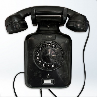 Telefono a muro in bachelite Siemens Milano anni '50